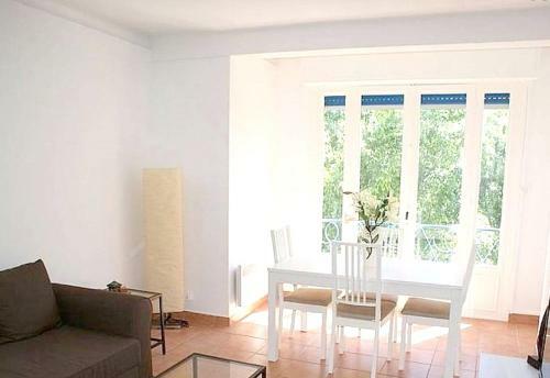 Apartment Place Vilmorin