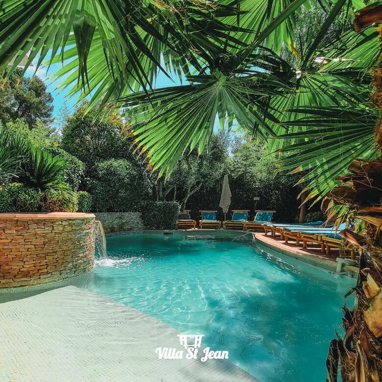 Hostal Villa Saint Jean
