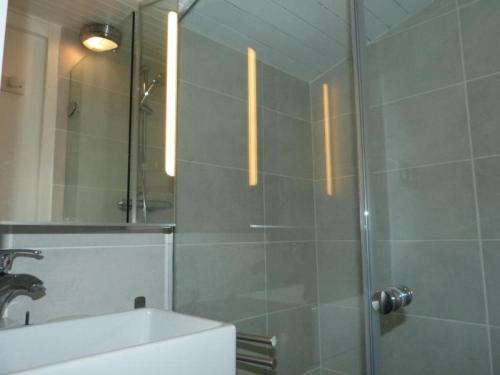 Apartment Ours Blanc 1