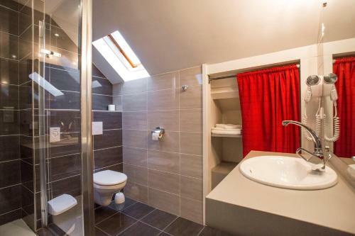 Hotel Logis H�tel Etchema�t�