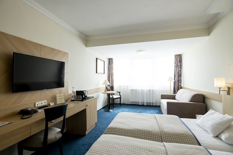 Hotel Marina Port