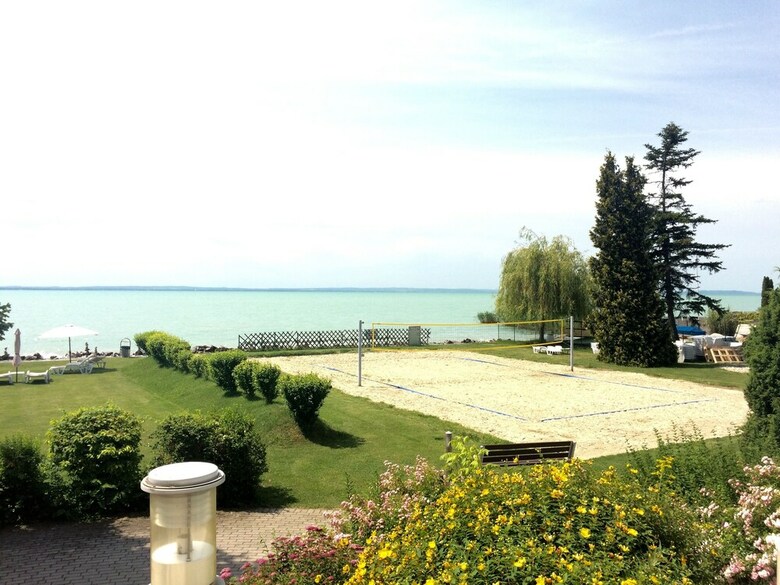 Hotel Marina Port