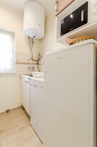 Kenese Gy�ngye Apartmanh�z