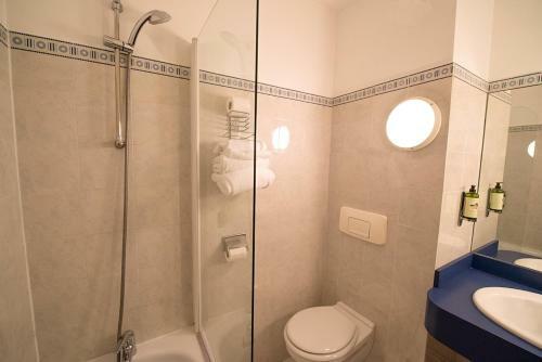 Hotel Abbaye Du Golf De L�signy