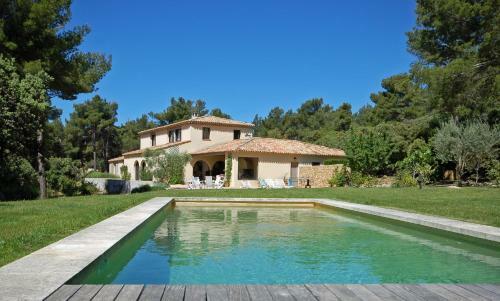 Le Tholonet Villa Sleeps 8 Pool Air Con Wifi