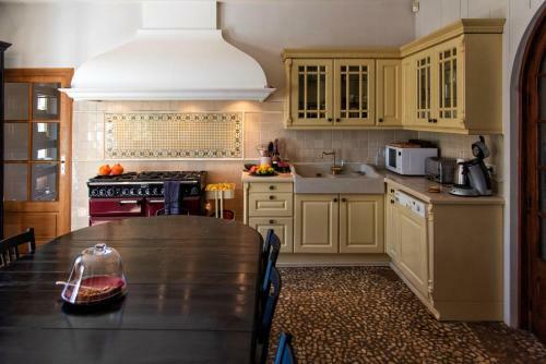 G�tes Les Deux Abbesses En Vert