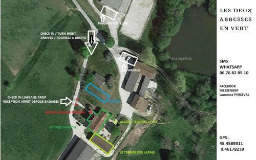 G�tes Les Deux Abbesses En Vert
