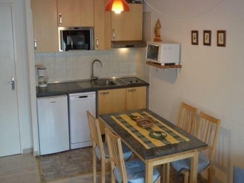 Apartment La Loubatiere
