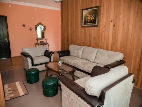 Hostal Irakli Guest House