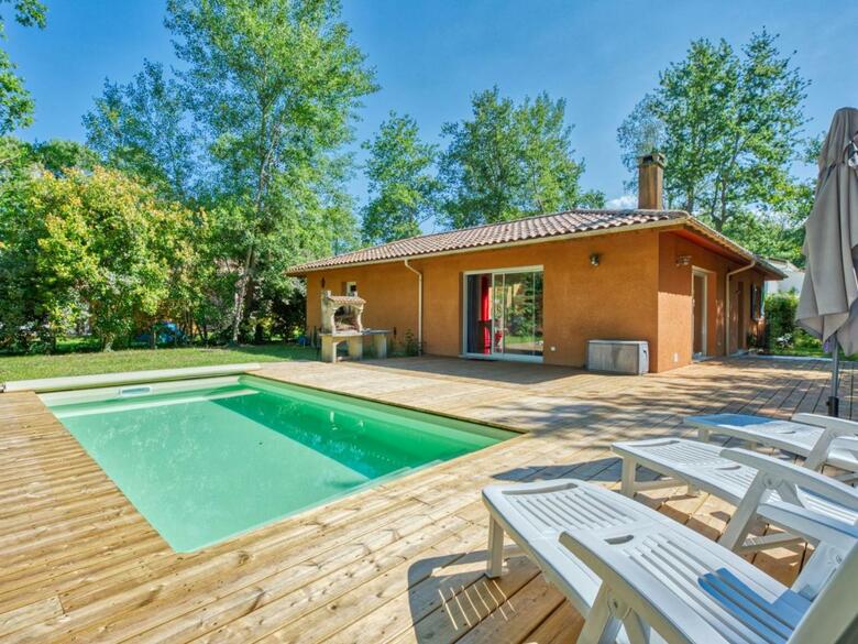 Holiday Home La Bergerie (nsm100)