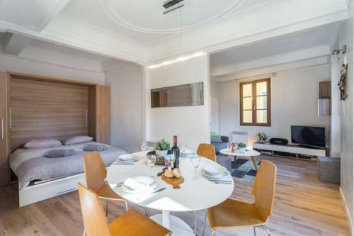 Apartamento Le Rossetti B. - Modern, Long Balcony, Old Town Nice