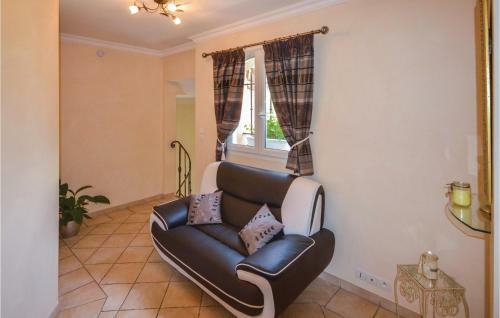 Studio Holiday Home In Peymeinade
