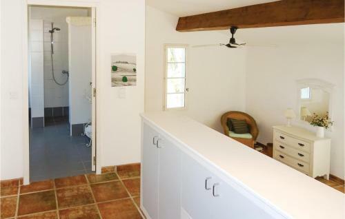 Five-bedroom Holiday Home In Ribaute
