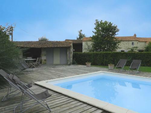 Holiday Home G�te La Tour