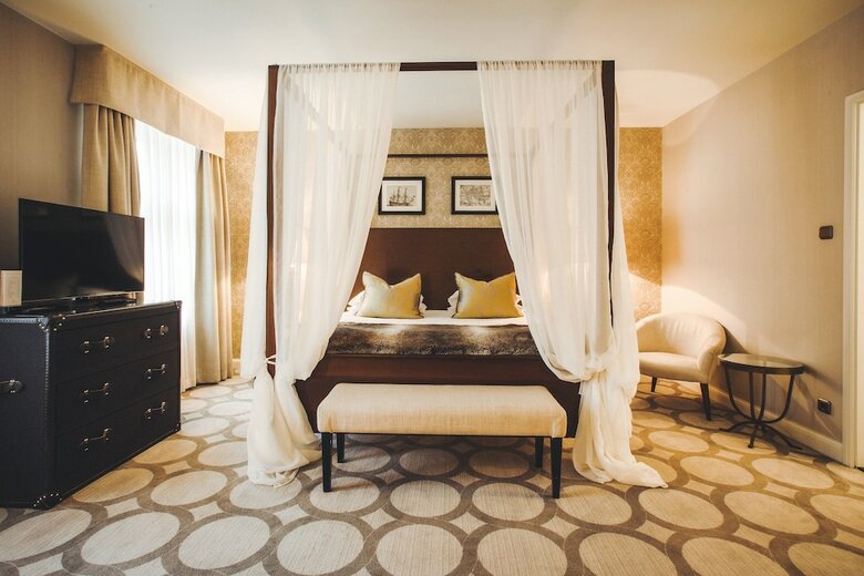 Hotel Grand Palace