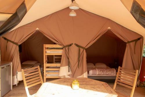 Camping L'ilot Du Chail