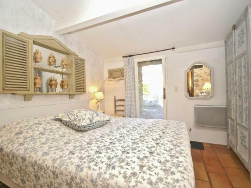 Splendid Villa In Viens With Swimming Pool
