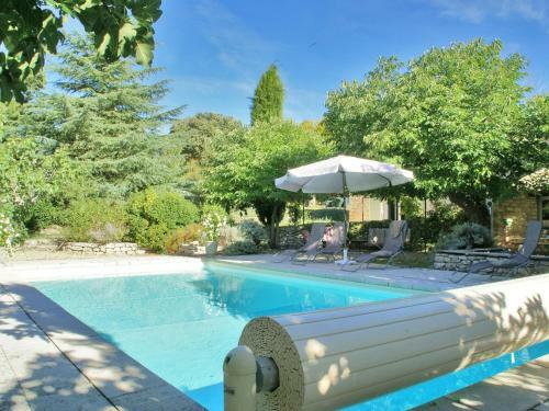 Upscale Villa In Viens With Swimming Pool