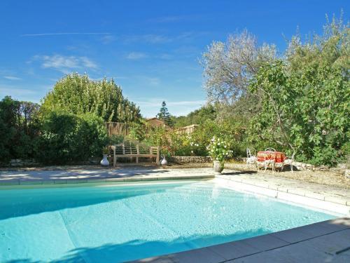 Upscale Villa In Viens With Swimming Pool