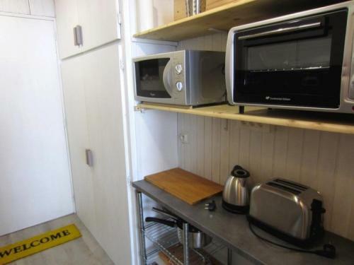 Apartment Burons