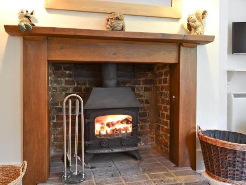 1 Tanhurst Cottage