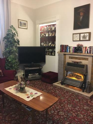 Hostal Avoca Villa Guest House