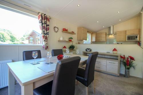 Daisy Lodge