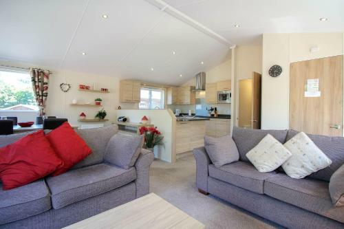 Daisy Lodge