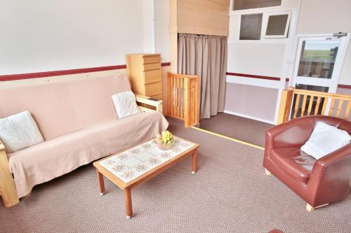 Lynton Apartments