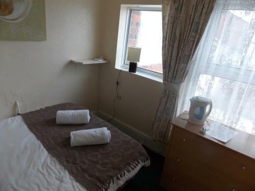 Hostal New Derina Hotel