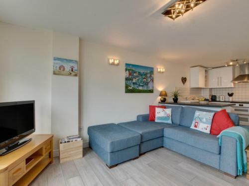 Apartment Headlong