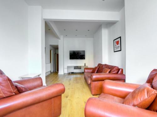 Holiday Home Ty Pontcanna