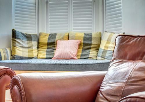 Glan Yr Afon Cardiff Townhouse