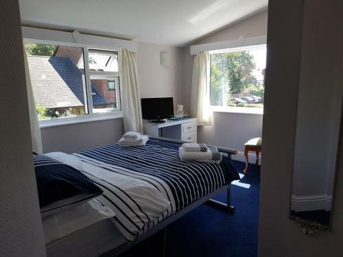 Hostal Alexandra Lodge Guest House