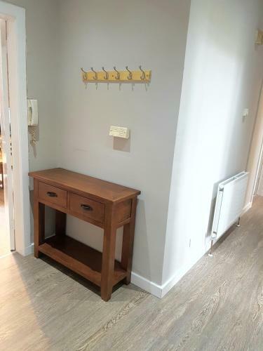 Dragon - Dumbarton Apartment 2 Bedroom Home