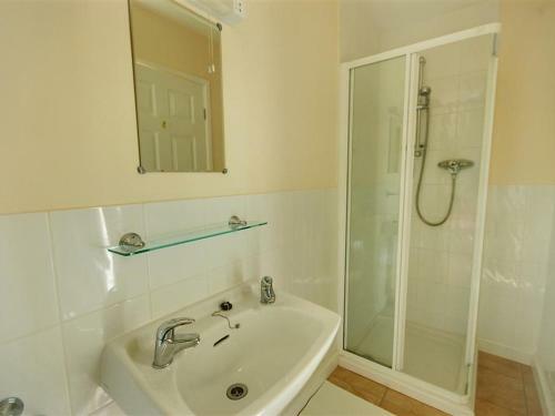 Holiday Home Holdstone