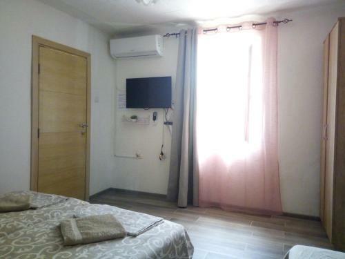 Vicky Apartments