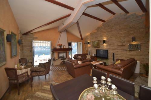 Apartments Vukotic I