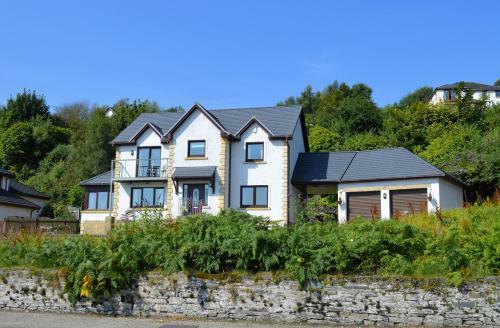 Clydeside Villa