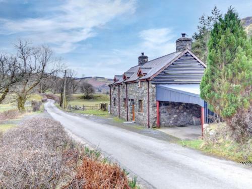 Holiday Home Llety Clyd