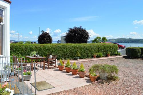 Sebright Holiday Apartment