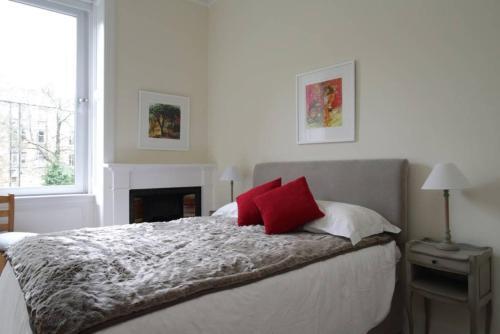 Apartamento 1 Bedroom Flat Near City Centre Accommodates 4