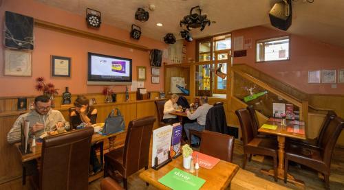 Posada Cheers Cafe Bar & Tavern