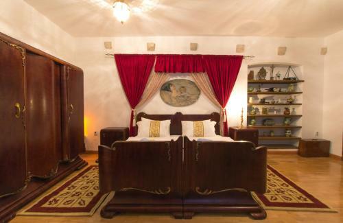 Hostal Palazzo Drusko Deluxe Rooms