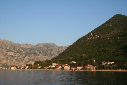 Apartments Penovic Stoliv Bay Kotor