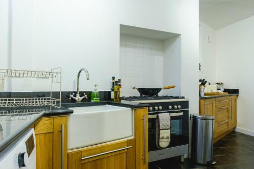 St John?s Cottage ? Simple2let Serviced Apartments