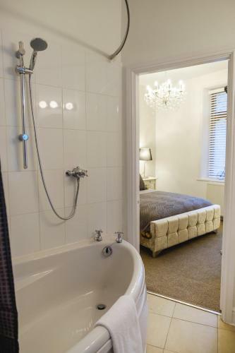 St John?s Cottage ? Simple2let Serviced Apartments