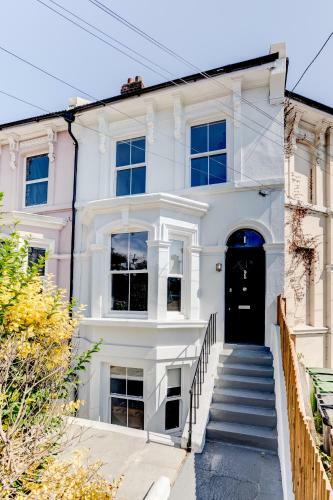 Villa Stunning Seaside Home Next To Alexandra Park