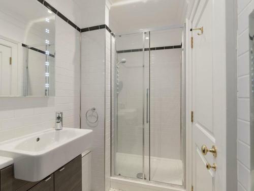 Hexham House Apartment 1