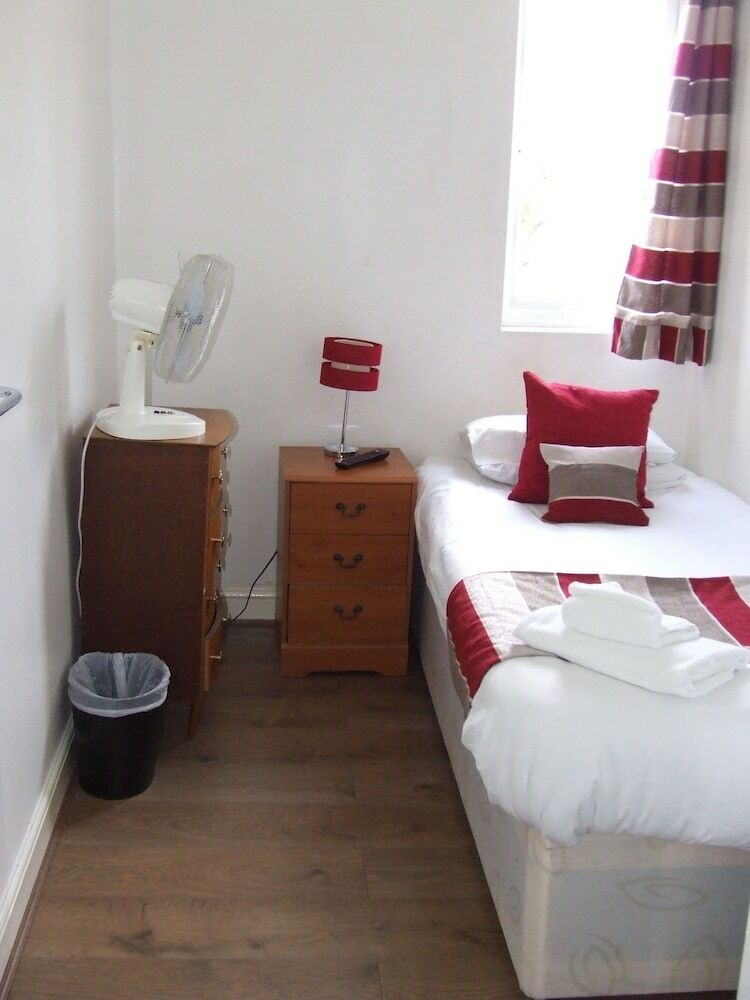 Bed & Breakfast Alexandra Guest House